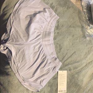 NWT lululemon hotty hot shorts 2.5”  size 10